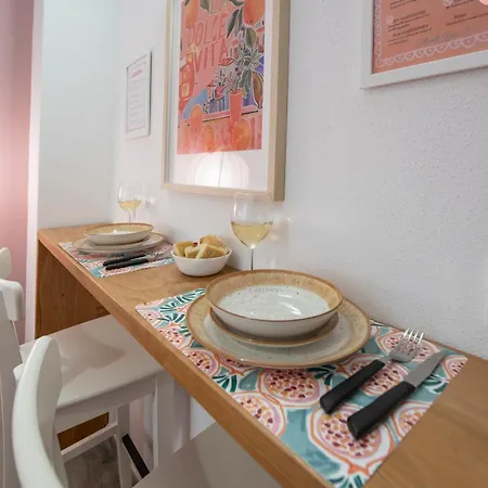 招待所 Amoneglia, 2 Minutes Walk To The Beach, Pvt Park 3*