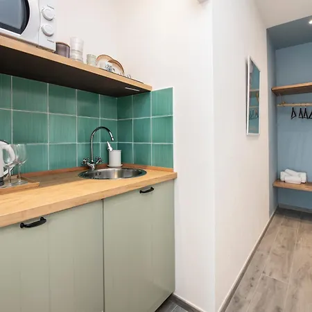 Amoneglia, 2 Minutes Walk To The Beach, Pvt Park Pensión 3*