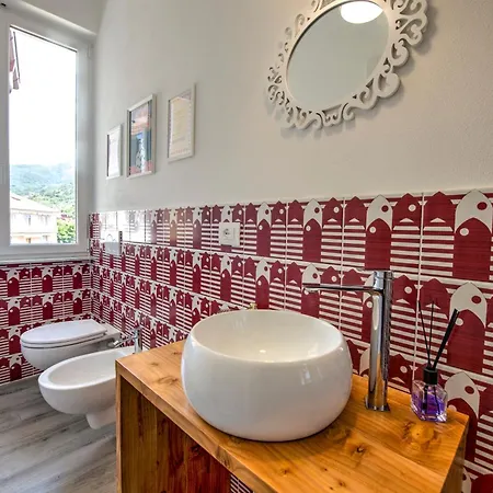 Amoneglia, 2 Minutes Walk To The Beach, Pvt Park