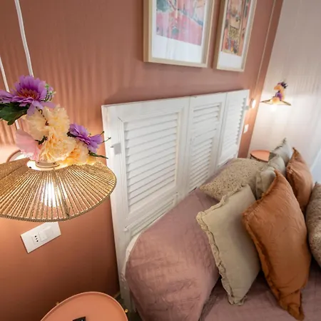 Amoneglia, 2 Minutes Walk To The Beach, Pvt Park Guest house Moneglia