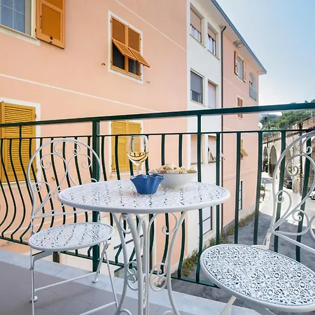 Guest house Amoneglia, 2 Minutes Walk To The Beach, Pvt Park Moneglia